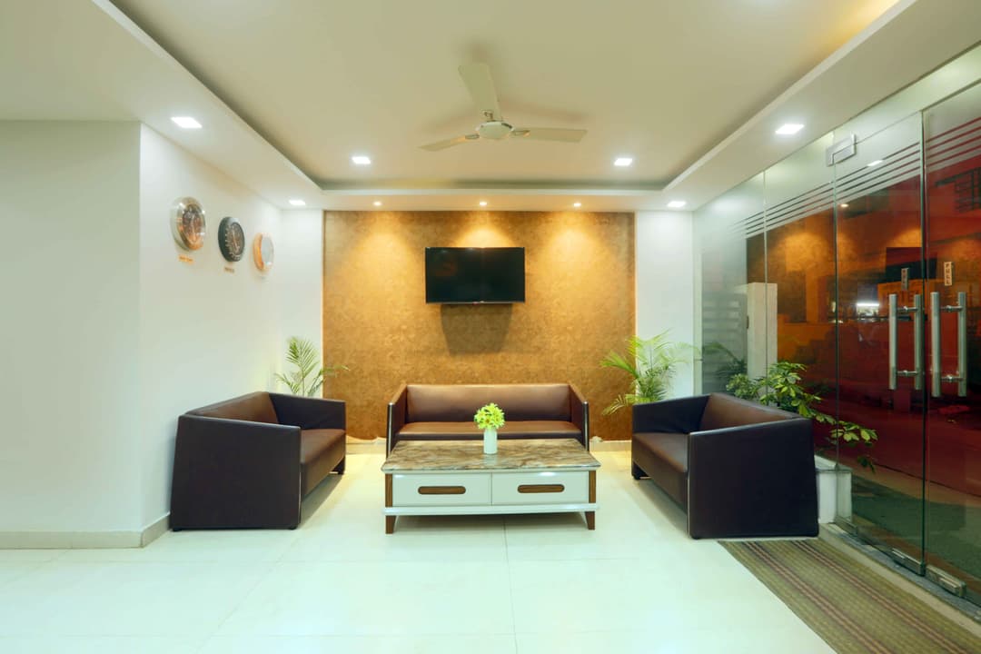 Reception & Lobby