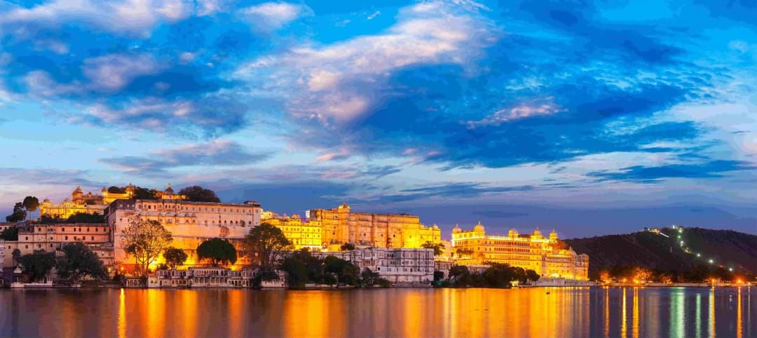 How to Choose the Best Hotel in Udaipur for Your Vacation