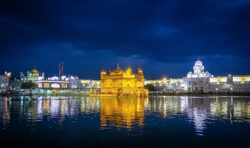 How to Choose the Best Hotel Near Golden Temple, Amritsar